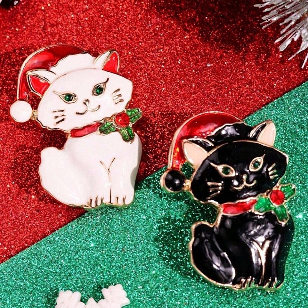 Festive Christmas Cat Enamel Pin In Black Cat, NWT
